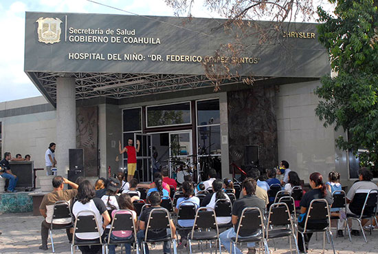 Llegan las “Payasadas Rockeras” al Hospital del Niño