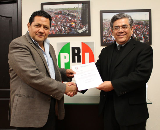 Asume Héctor Gramillo la Secretaría de Relaciones Académicas del PRI Coahuila
