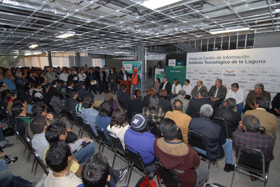 En Torreón Rubén Moreira reitera que su gran propósito es la educación: recorre el Instituto Tecnológico de La Laguna