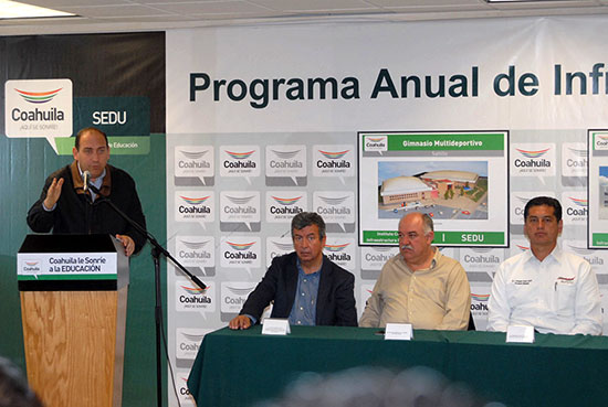 Más y mejor infraestructura educativa en 2012 para Coahuila