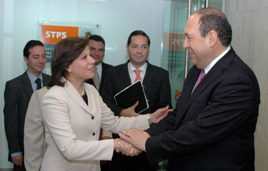 Se reúne el gobernador con la titular de la STyPS del gobierno federal, Rosalinda Vélez Juárez 