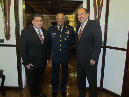 Se reúne Rubén Moreira con el Secretario de la Defensa Nacional