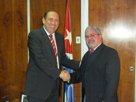 Se reúne Rubén Moreira con embajador de Cuba en México