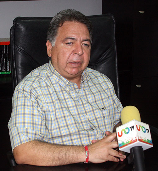 Alberto Aguirre Villarreal, presidente municipal de Acuña.