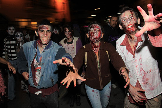 Un éxito el “Zombiewalk” en Saltillo