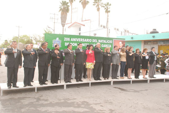 El Ayuntamiento celebra el 206 aniversario del natalicio de Benito Juárez 