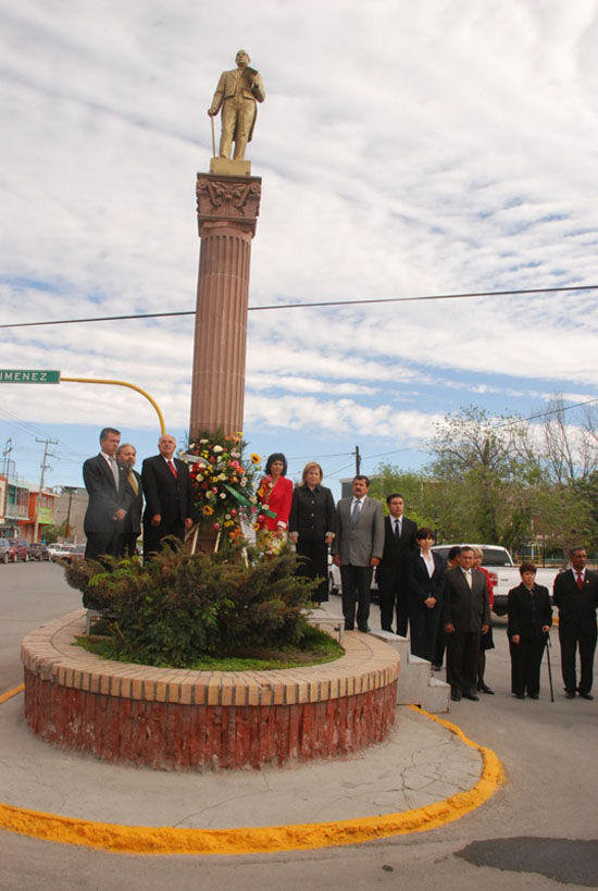 El Ayuntamiento celebra el 206 aniversario del natalicio de Benito Juárez 