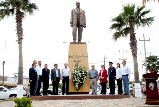 Preside el gobernador Rubén Moreira el LXXIV aniversario de la Expropiación Petrolera, en ciudad Acuña 