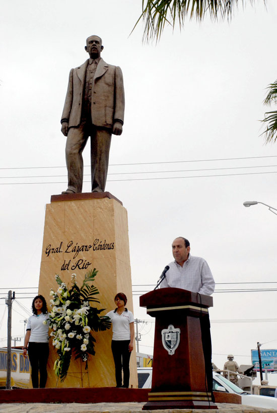 Preside el gobernador Rubén Moreira el LXXIV aniversario de la Expropiación Petrolera, en ciudad Acuña 