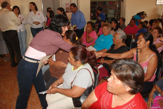 Realizan homenaje a las mujeres el alcalde Melchor Sánchez y autoridades municipales 