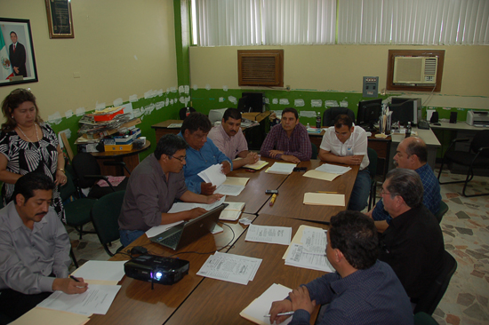 Sostienen reunión miembros de COPLADEM en Nueva Rosita