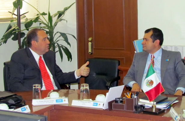 Se reúne Rubén Moreira con el subsecretario de Gobernación Obdulio Ávila