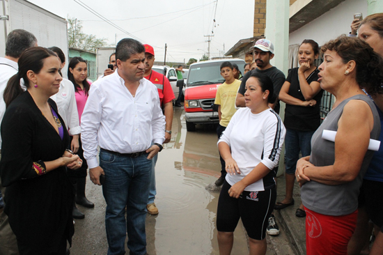 Gobierno de Coahuila apoya a afectados por lluvias en Torreón: Carolina Viggiano 