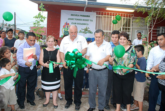 Preside Melchor Sánchez programa “Club Ecológico el Buen Vecino”