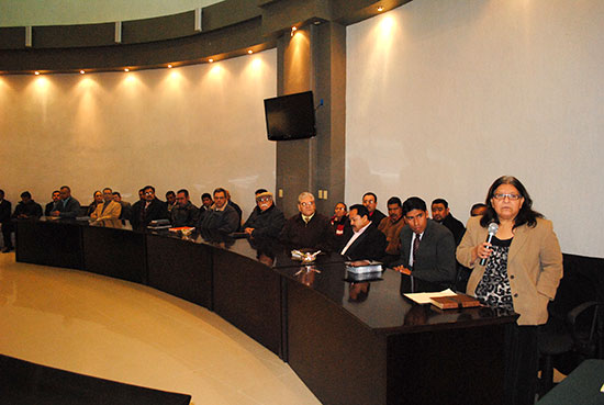 Reconoce comunidad cristiana a Presidente Municipal de Acuña