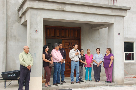 Arranca Antonio Nerio segunda etapa del salón Benito Juárez de la villa de San Juan