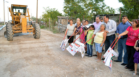 Arrancaron obra de pavimentación del Programa Hábitat en la colonia Evaristo Pérez Arreola