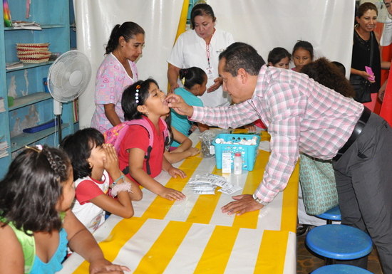 Atiende dirección de salud a más de 90 niños y jóvenes de la Estancia Infantil OMNI