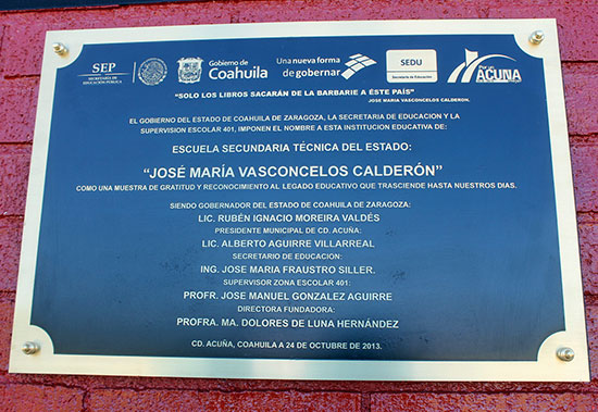 Imponen el nombre de José María Vasconcelos Calderón a la secundaria de la colonia La Misión