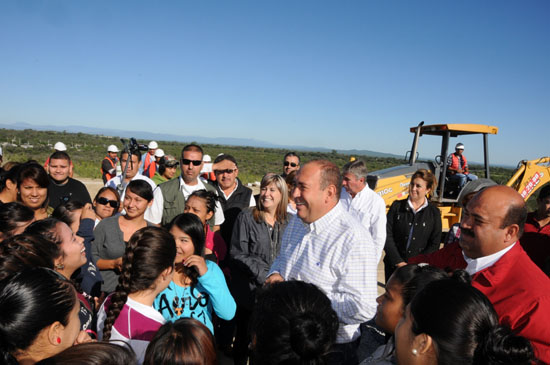 Más y mejor infraestructura educativa para Coahuila