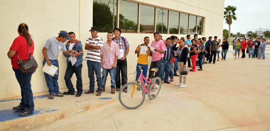 Realizan en Coahuila la Decimoctava Feria del Empleo Del 2013