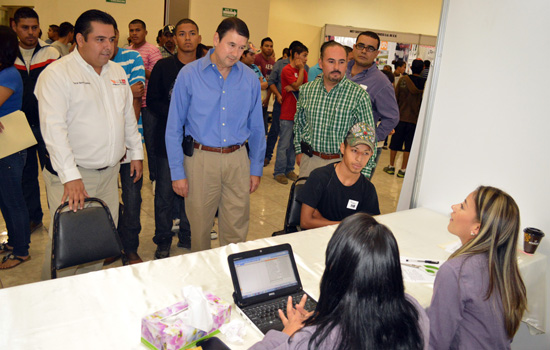 Realizan en Coahuila la Decimoctava Feria del Empleo Del 2013