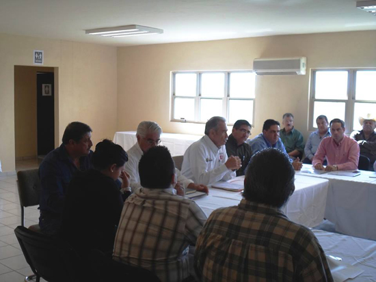 SEDER informa de programas agropecuarios a los alcaldes de la región norte