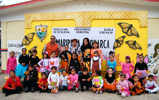 Vistió de gala la primaria Cinco de Mayo, con el Festival de la Mariposa Monarca