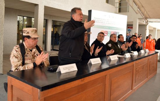 Asiste alcalde a Piedras Negras a firma de convenio con el INM