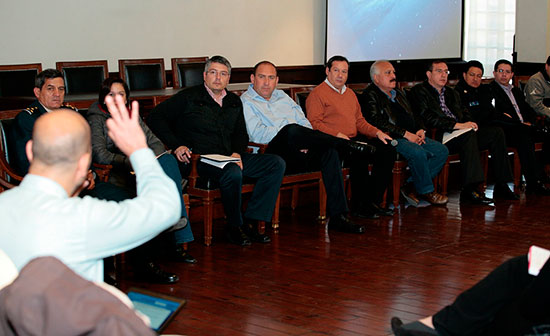 Encabeza el gobernador Rubén Moreira reunión plenaria con integrantes del FUNDEC