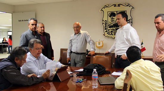 Sostiene alcalde reunión de trabajo con Secretario de Infraestructura, para analizar obras para este 2013 
