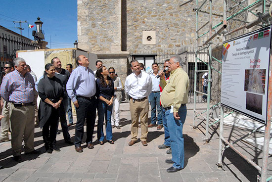 Gobernador supervisa restauración de Catedral de Saltillo