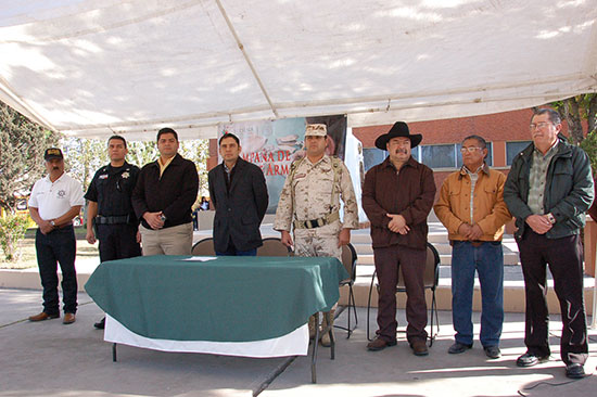 Inicia campaña de canje de armas en Nueva Rosita