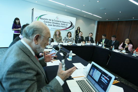 Se reúne  el doctor José Sarukhán Kermez con la Comisión Especial de Cambio Climático