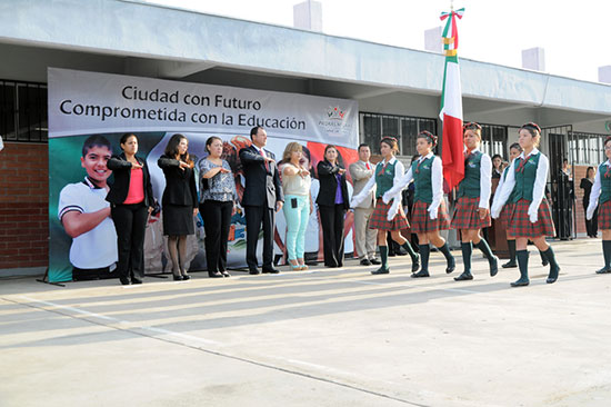 Anuncia alcalde obras de mejora educativa en el CECyTEC