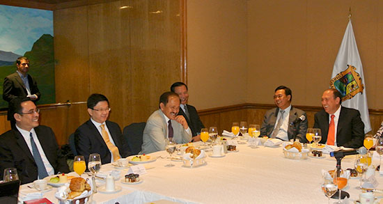 Sostiene Rubén Moreira fructífera reunión con embajadores De Indonesia, Filipinas, Vietnam y Tailandia