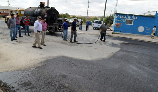Arranca el alcalde programa de pavimentación con donativo de asfalto de PEMEX 