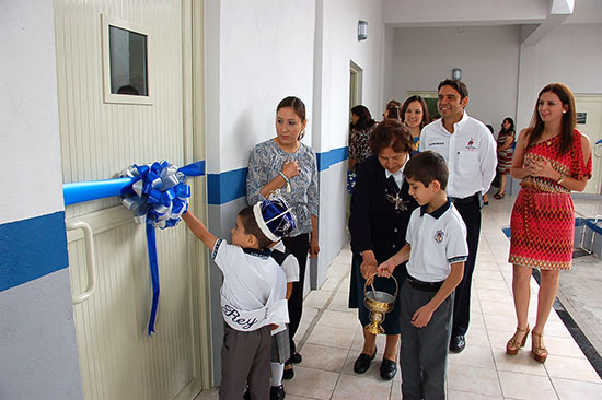 Asiste Antonio Nerio a inauguración de aulas en Colegio de La Paz