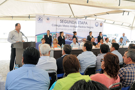 Participa Alcalde en inauguración de la segunda etapa del Colegio Mano Amiga
