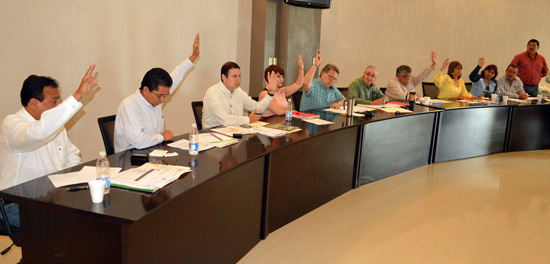 Celebraron segunda sesión ordinaria de cabildo del mes de junio de 2013 