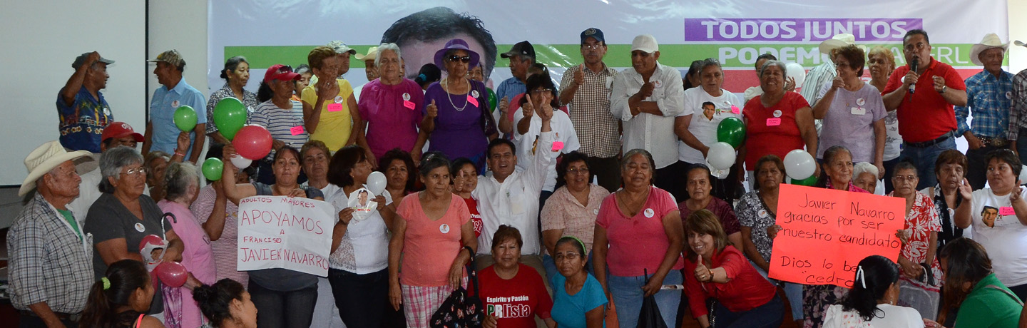 Cientos de abuelitos “adoptan” a Javier Navarro