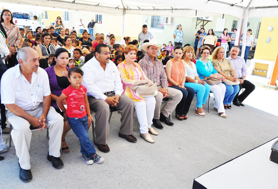 Inauguran autoridades jardín de niños en Fraccionamiento Villarreal