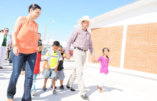 Inauguran autoridades jardín de niños en Fraccionamiento Villarreal