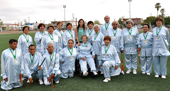 Prepara DIF Rosita participación de adultos mayores en juegos estatales