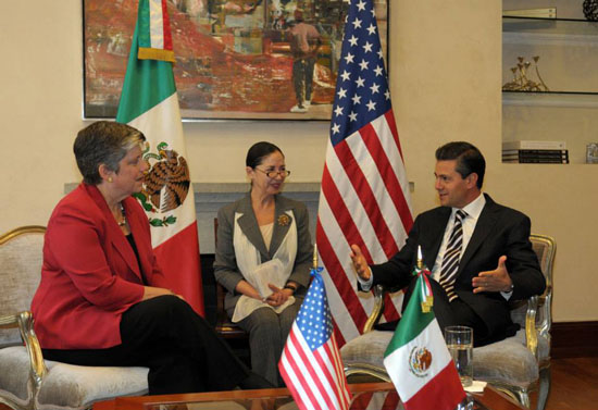  Se reune el presidente Enrique Peña Nieto con Janet Napolitano