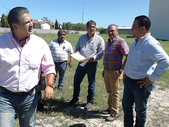 “Con el apoyo del gobernador Rubén Moreira, vamos por las grandes obras para Acuña”: Lenin Pérez Rivera
