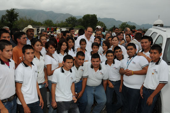 El campo de Coahuila se fortalece y se reactiva: Rubén Moreira