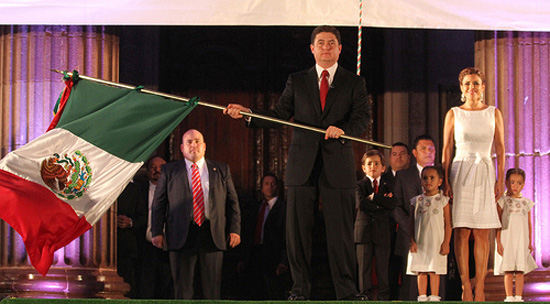 Encabeza Gobernador Rodrigo Medina ceremonia del Grito de Independencia