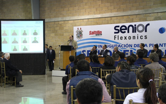 Inaugura alcalde Planta Senior Flexonics en Saltillo
