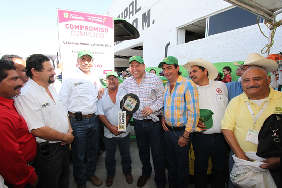 Logra el gobernador Rubén Moreira apoyos sin precedente para productores con adeudos ante la CFE